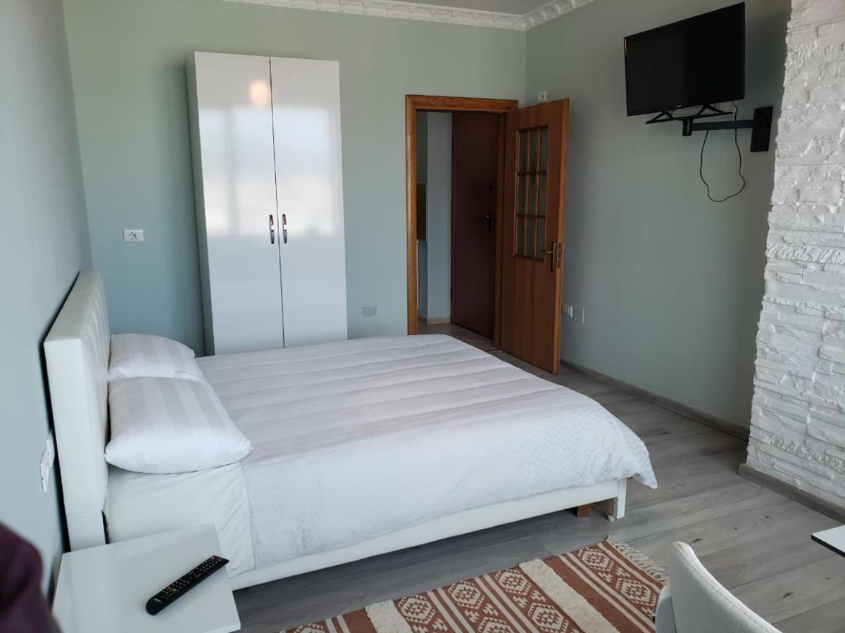 Agroni Rooms Τίρανα Εξωτερικό φωτογραφία